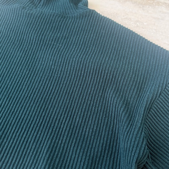 ALO Yoga Muse Ribbed Hoodie Small - Picture 16 of 16